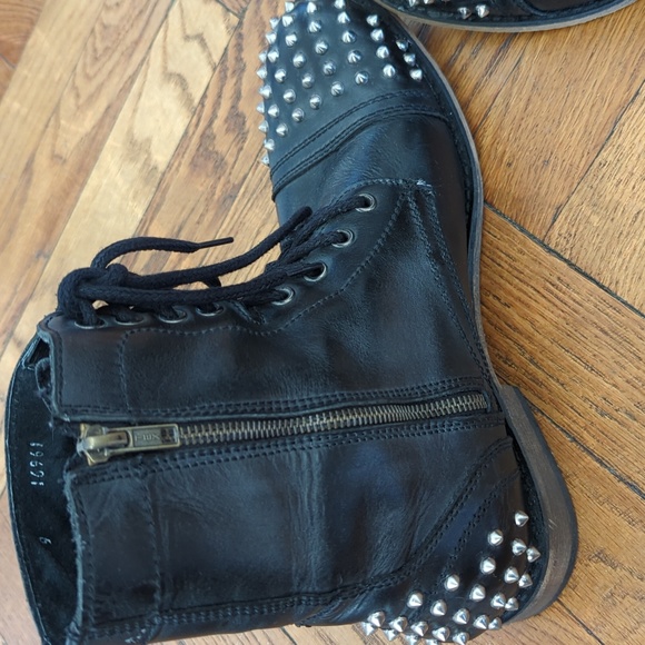 Mena boots - Picture 4 of 9